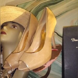 Badgley Mischka heels